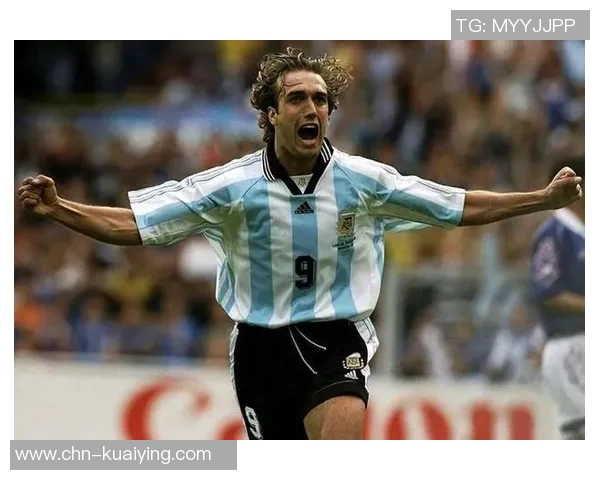 历史足球运动员排名揭晓谁是足坛传奇的巅峰之作